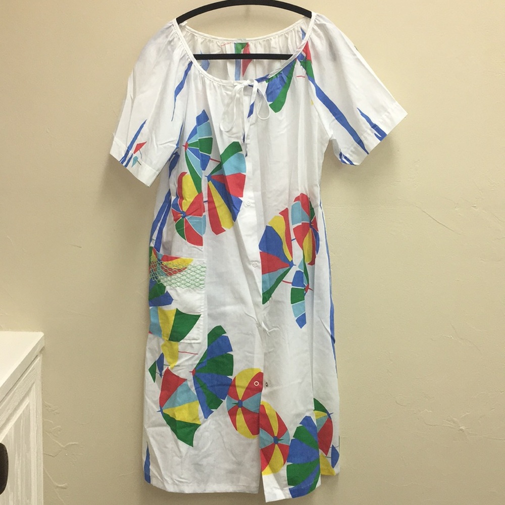 Cute vintage housecoat - umbrellas SZ S